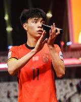 乐天使Fun88-期待首秀！18岁王钰栋入选中澳战名单&amp;穿11号，首进国足正赛名单